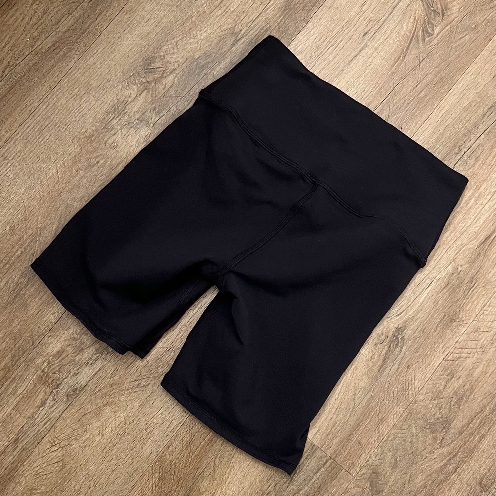 Alo Yoga Women's 7" High-Waist Biker Shorts in Black Size XS Activewear - Picture 7 of 11